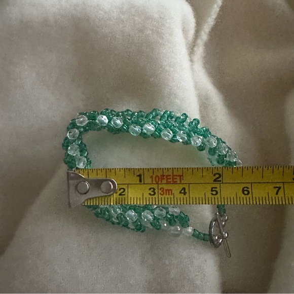 Green and Silver Seed Bead Bracelet with Toggle Clasp - Picture 6 of 6